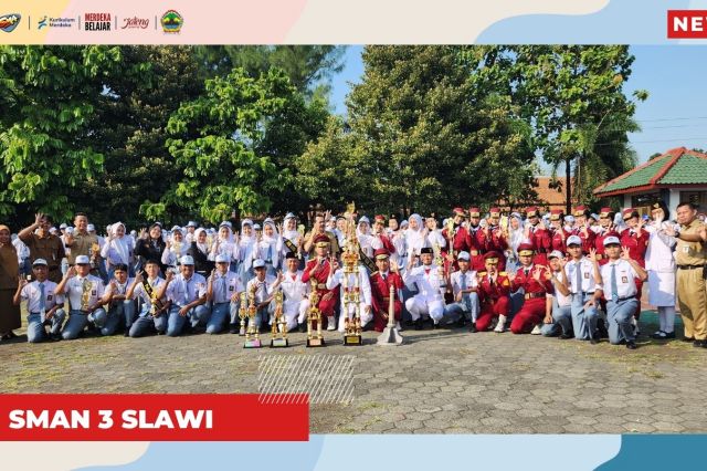 Pembukaan MPLS SMAN 3 Slawi Diwarnai Banjir Piala